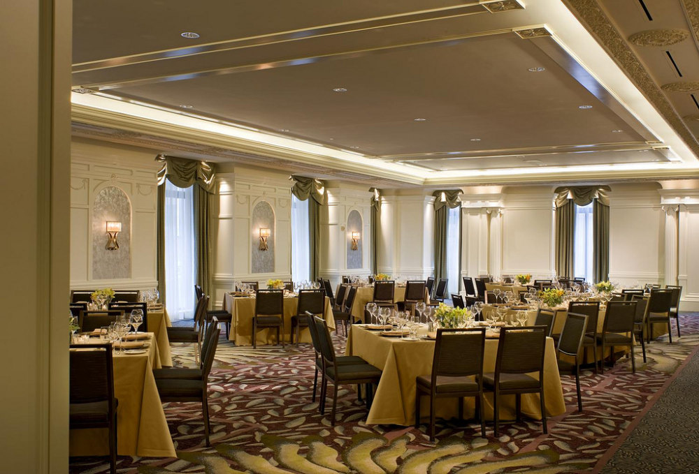 底特律布克凯迪拉克威斯汀酒店_9)The Westin Book Cadillac Detroit—Crystal Ballroom 拍攝者.jpg