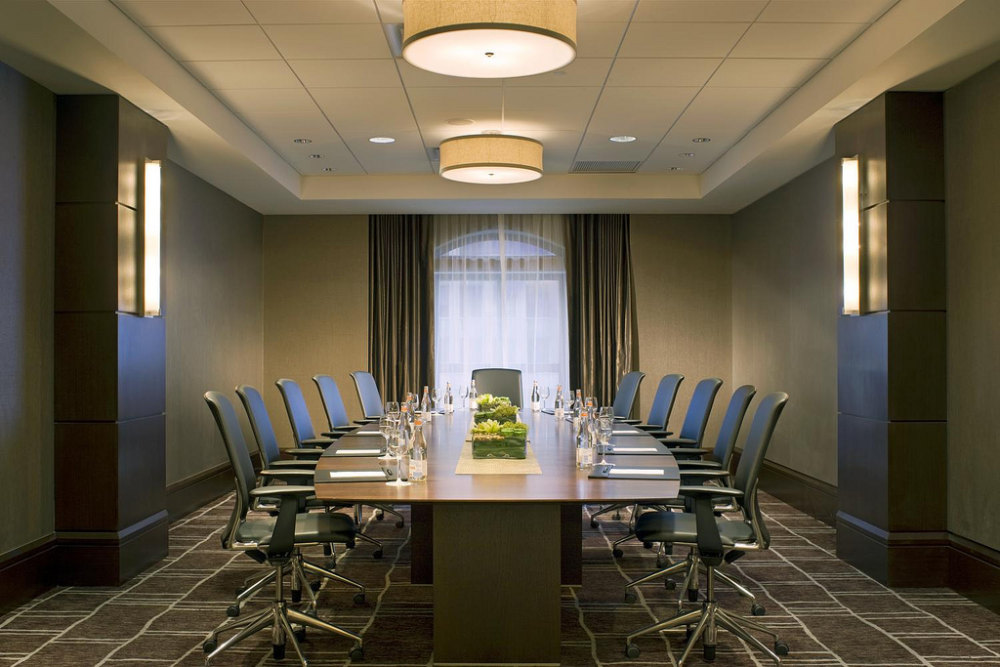 底特律布克凯迪拉克威斯汀酒店_42)The Westin Book Cadillac Detroit—Washington Boardroom 拍攝者.jpg