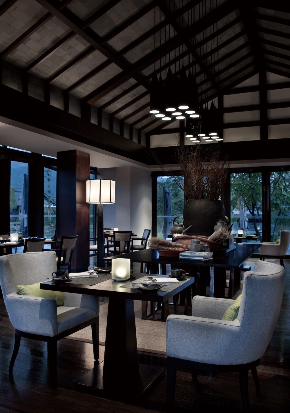 Pullman Lijiang - XI Wetern Restaurant lakeside area 丽江铂尔曼 - 曦 西餐厅 湖畔.jpg