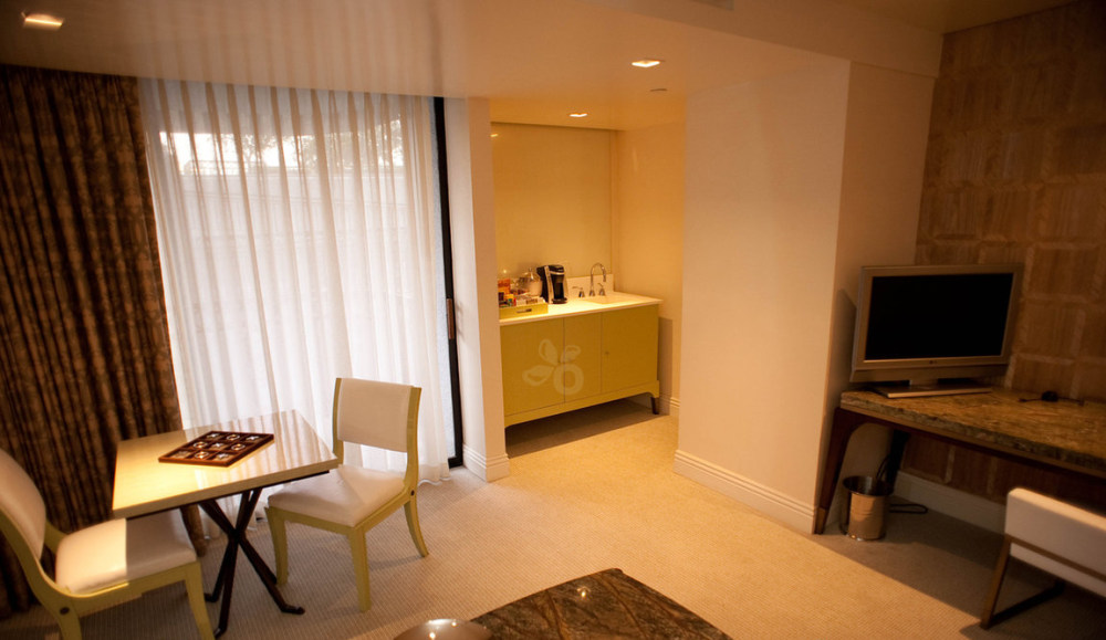 The London West Hollywood_london-suite-bel-age-v493625-1152.jpg