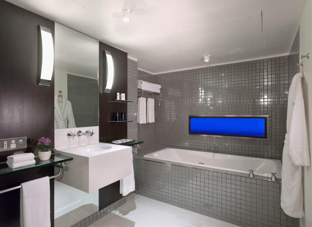 泰姬酒店---BLUE-Sydney---A-Taj-Hotel_调整大小 48400437-H1-BLUE_Bathroom.jpg