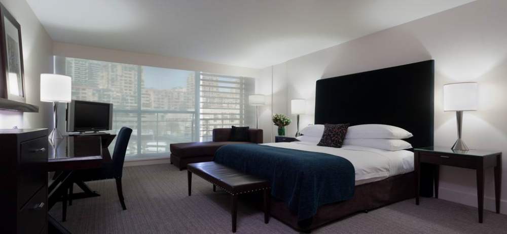 泰姬酒店---BLUE-Sydney---A-Taj-Hotel_调整大小 48401521-H1-King_Room.jpg