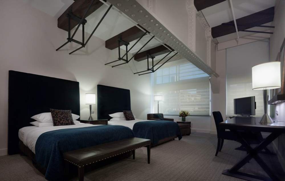 泰姬酒店---BLUE-Sydney---A-Taj-Hotel_调整大小 48401537-H1-Luxury_Marina_Double_Double_Room.jpg