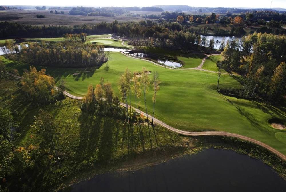 23)Le Meridien Vilnius—&amp;quot_The V club&amp;quot_ championship golf course 拍攝者.j.jpg