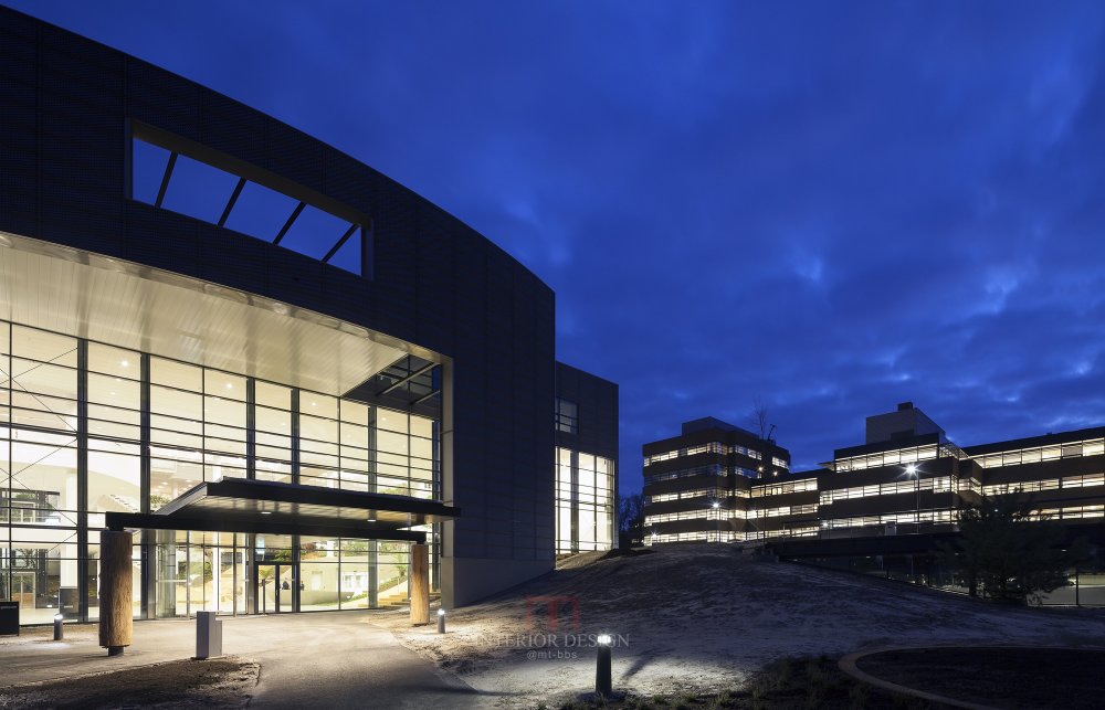 荷兰Conference Center in Corporate Campus 校园内的办公空间_1 (3).jpg