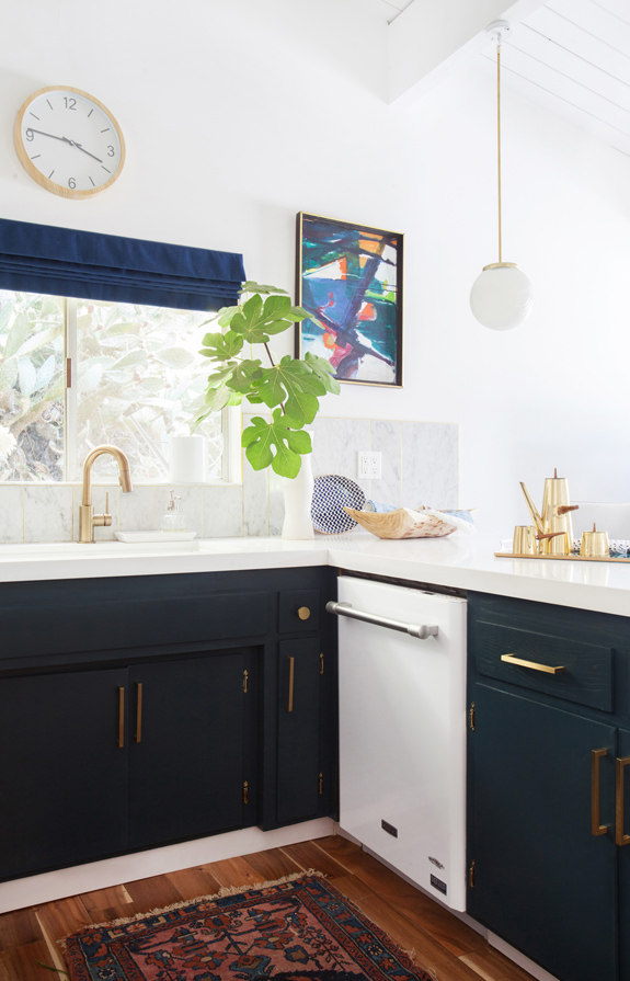 Kitchen project (blue, black, white and brass)_20150114_103832_014.jpg