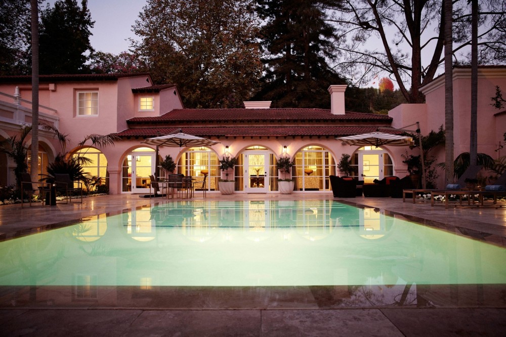 8-hotel-bel-air_presidential-suite-pool_joe-schmelzer_backstretchCrop.jpg