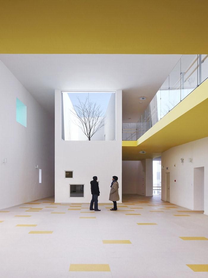 优秀建筑设计鉴赏  P2_Kindergarten of Jiading New Town  Atelier Deshaus.jpg