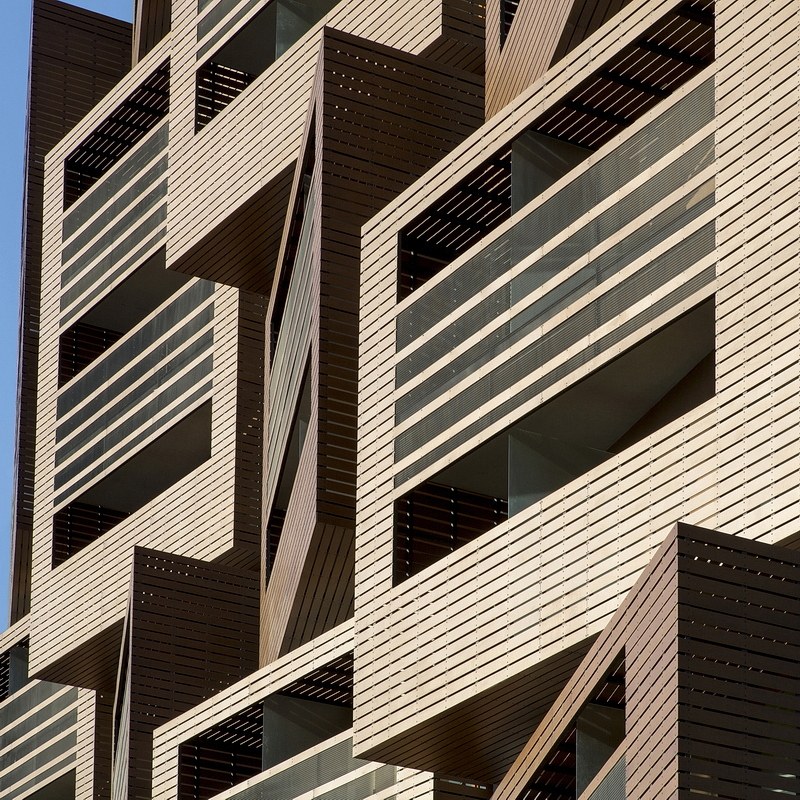 优秀建筑设计鉴赏  P3_50736ac328ba0d7b2f0000ef_basket-apartments-in-paris-ofis-architects_ofis_basket_.jpg