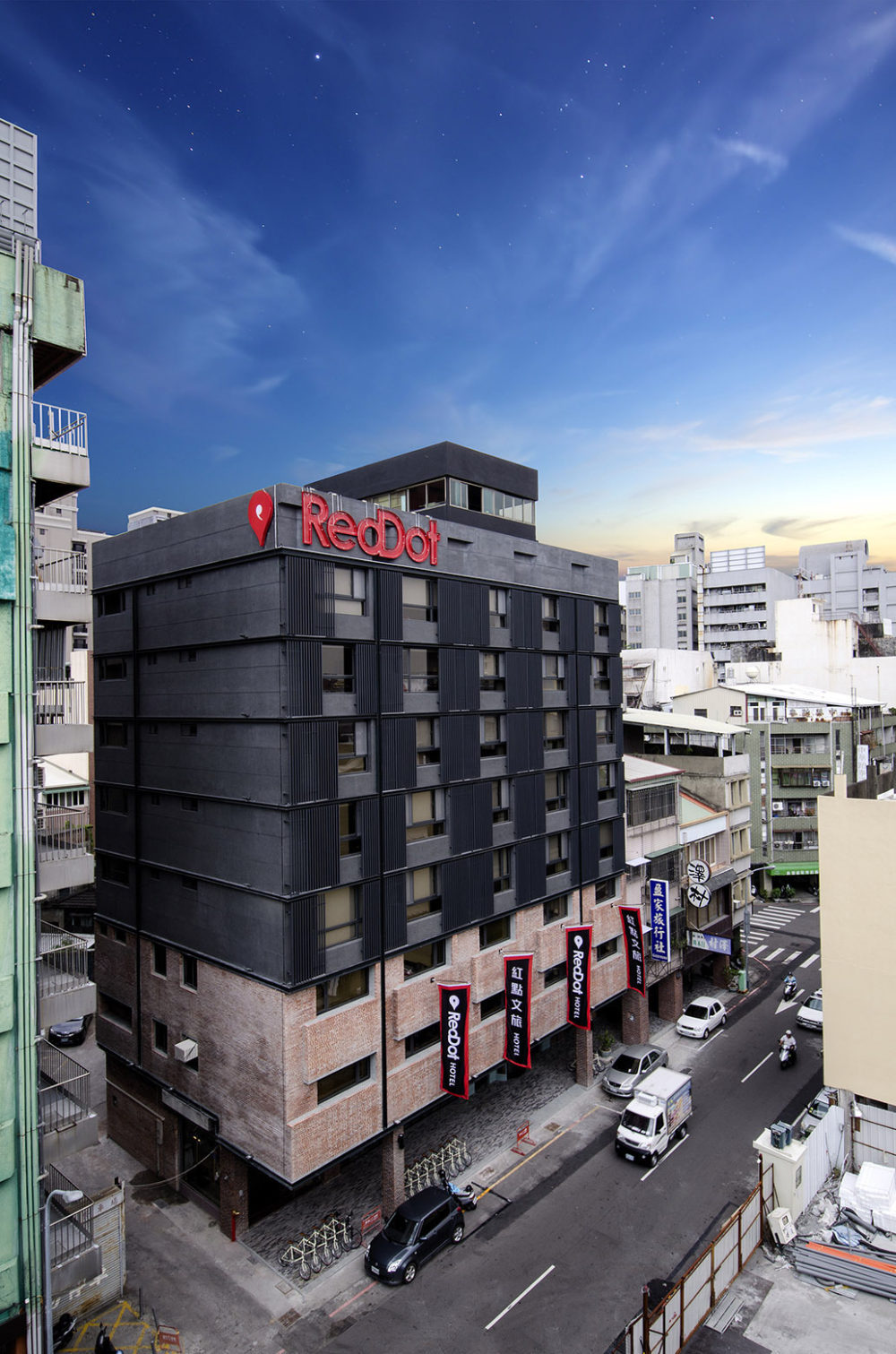 台湾台中红点文旅 RedDot Hotel_831693BE89AD83AC1E1C63EB5FFFEEBB_B1280_1280_1032_1559.jpg