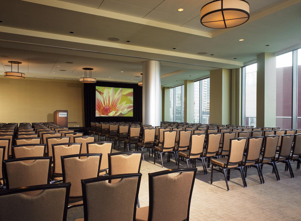 10)The Westin Bellevue—Lake Washington Meeting Room 拍攝者.jpg