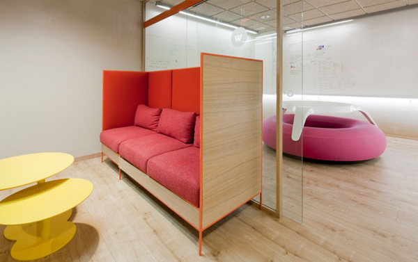 西班牙马德里Wink办公室空间设计_img201502090018015630.jpg
