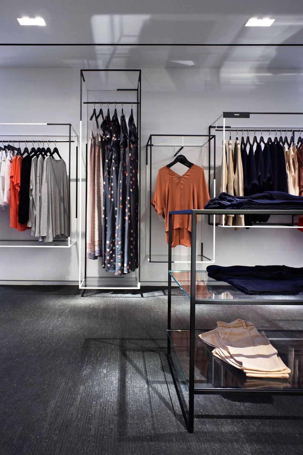 YABU PUSHELBERG--barneys new york 巴尼斯纽约精品店（官方摄影）_YP_BarneysNY_web_22_RB.jpg