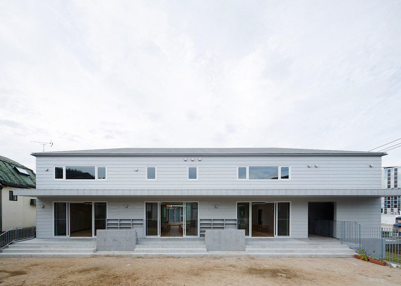 熊本市HAKEMIYA幼儿园 HAKEMIYA NURSERY SCHOOL BY RHYTHMDESIGN AND CASE-REAL_Hakemiya-Nursery-School-16.jpg