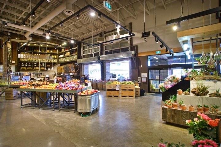 商场-Canada_Fresh-St-Farms-store-by-King-Retail-Solutions-Surrey-Canada-02.jpg