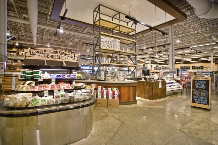 商场-Canada_Fresh-St-Farms-store-by-King-Retail-Solutions-Surrey-Canada-06.jpg
