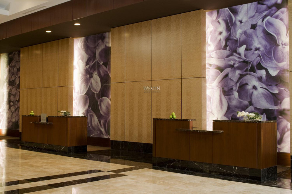 14)The Westin Lombard Yorktown Center—Guest Registration 拍攝者.jpg