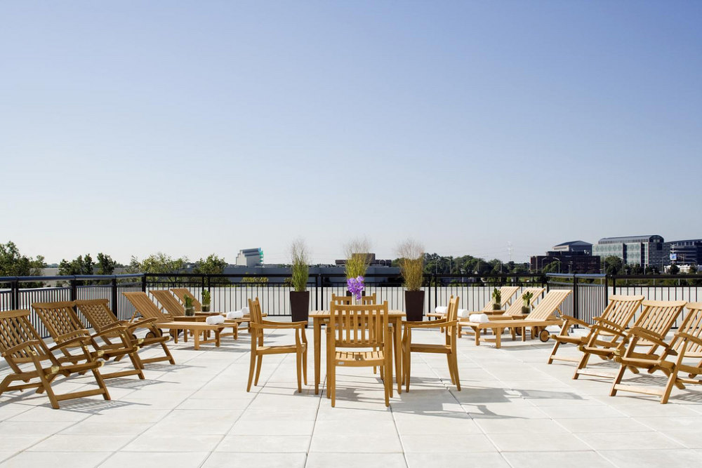 18)The Westin Lombard Yorktown Center—Sundeck 拍攝者.jpg