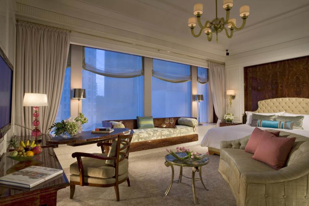 新加坡瑞吉酒店_The St. Regis Singapore—Luxurious Executive Deluxe Room.jpg