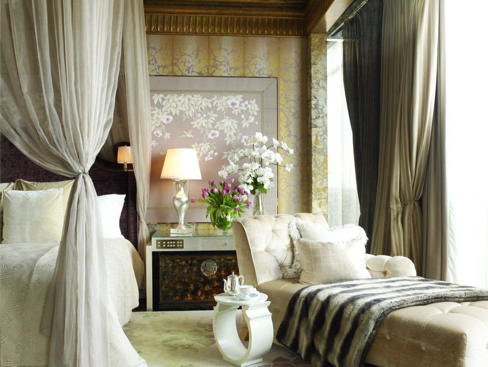 新加坡瑞吉酒店_The St. Regis Singapore—Presidential Suite Bedroom Divine Chaise Lounge.jpg