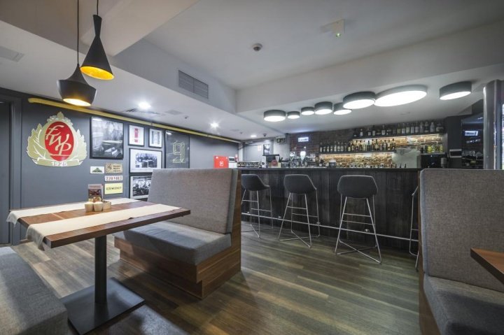 波兰Tobaco酒店 (12).jpg