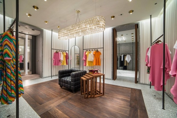 Valentino-Standalone-Store-Riyadh-Saudi-Arabia.jpg