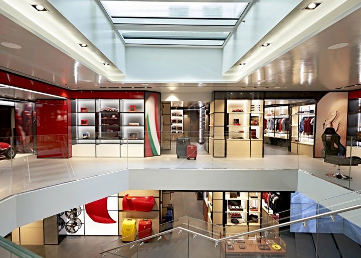 法拉利新旗舰店——米兰_Ferrari-Store-by-Massimo-Iosa-Ghini-Milan-Italy-08.jpg