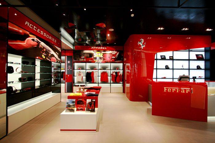 法拉利零售店_4_Ferrari Store Maranello.jpg