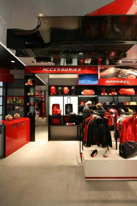 法拉利零售店_10_Ferrari Store Madrid.jpg