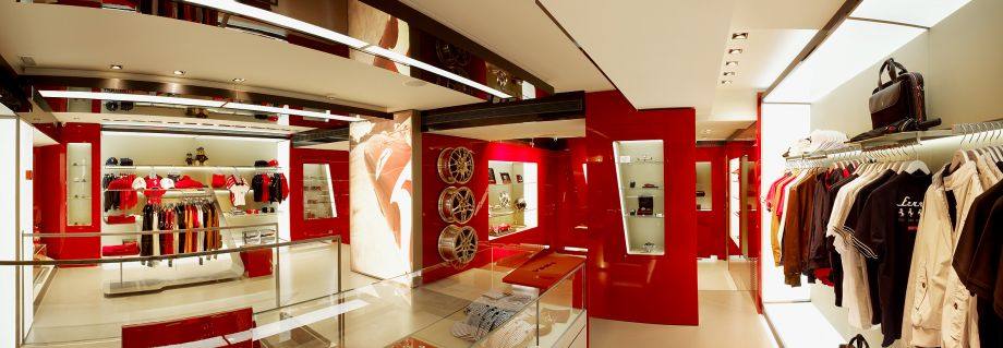 法拉利零售店_15_Barcellona_Ferrari Store 1.jpg