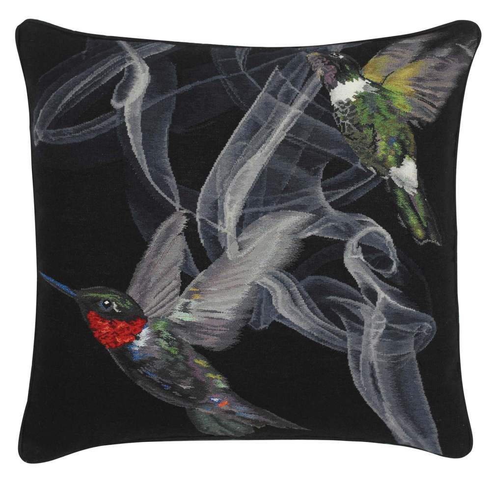 dc_amq_hummingbird-cushion_f_2.jpg