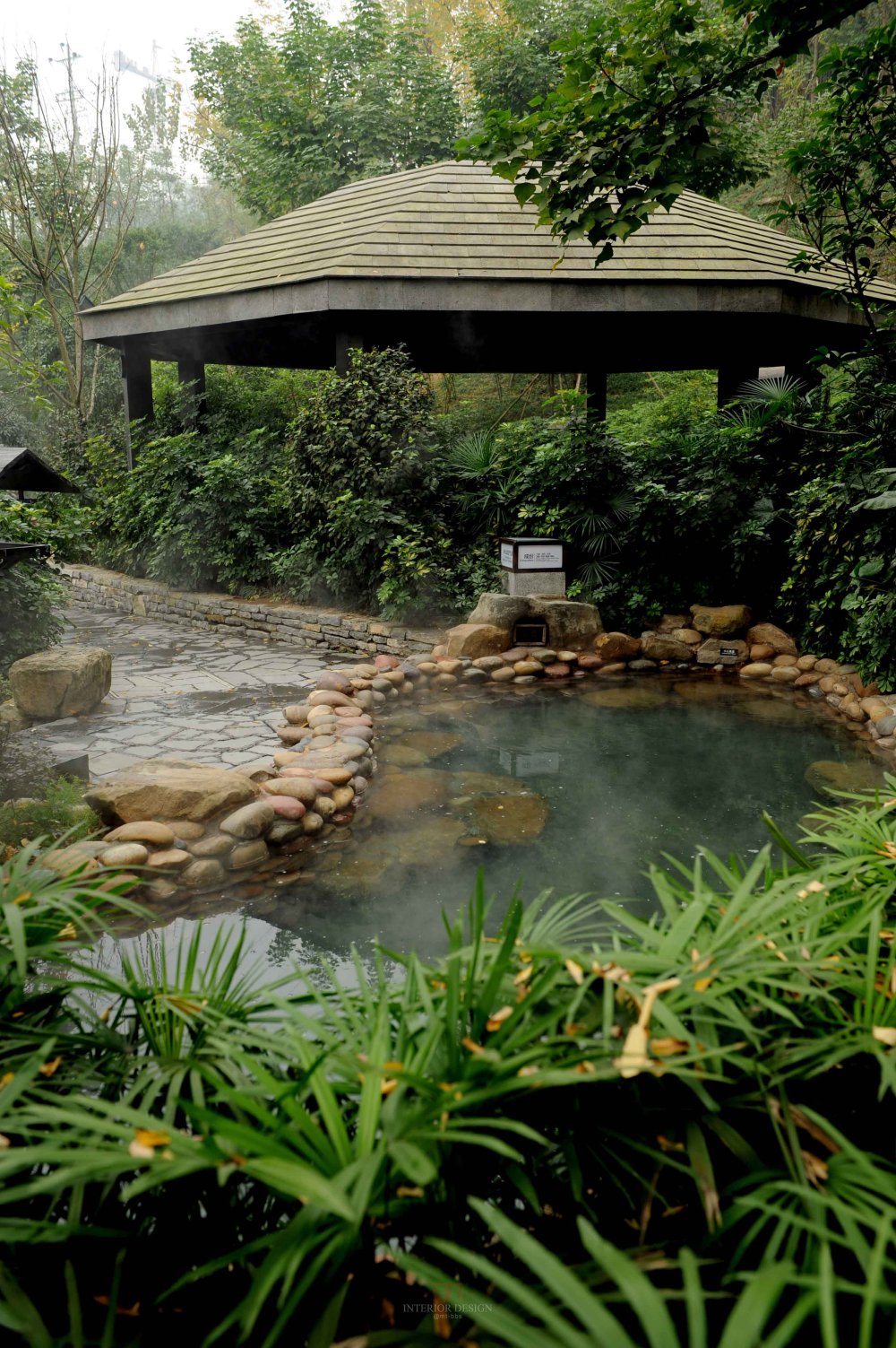 重庆By-Spring-Villa_66545525-H1-Hot_Spring.jpg