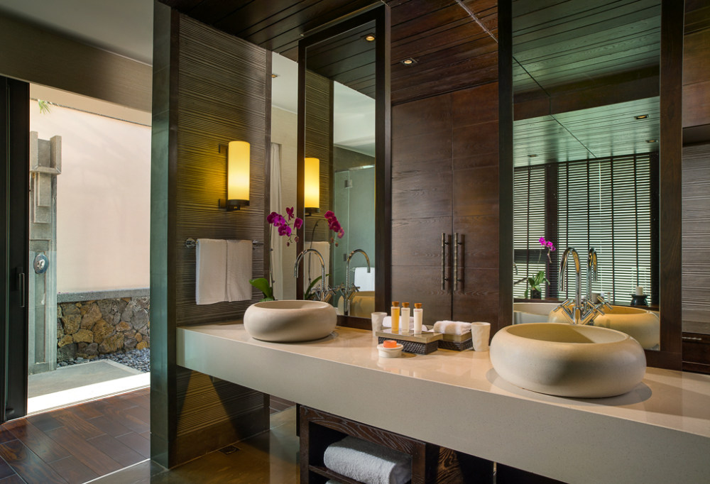 海南莱佛士酒店 Raffles Hainan_65182443-H1-Villa_Bath_Room.jpg