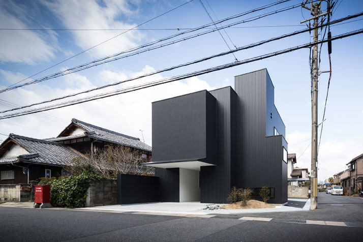 Framing House in Shiga_20150712_134906_093.jpg