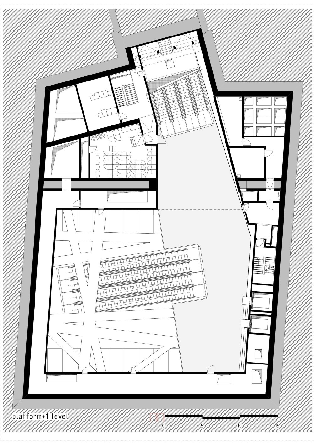 双站 sporaarchitects_GELLERT_platform_1.jpg