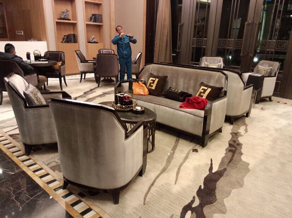 颠覆家居设计行业的进口手工地毯，今天你宅了吗_威廉高尔地毯案列