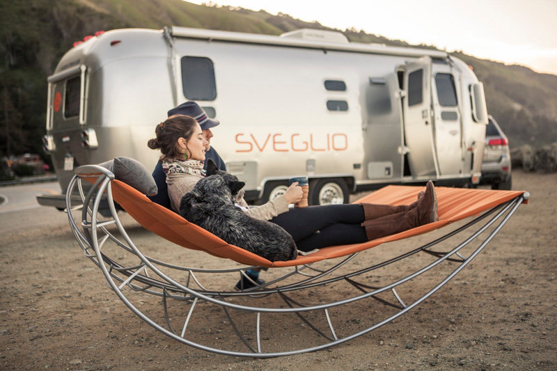 Jules And Jason Henry Design An Oversized Rocking Lounge_volo-rocking-chair_300715_05.jpg