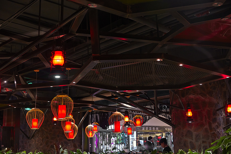 餐饮空间设计-烟台渔家灯火量贩式海鲜餐厅_3.jpg
