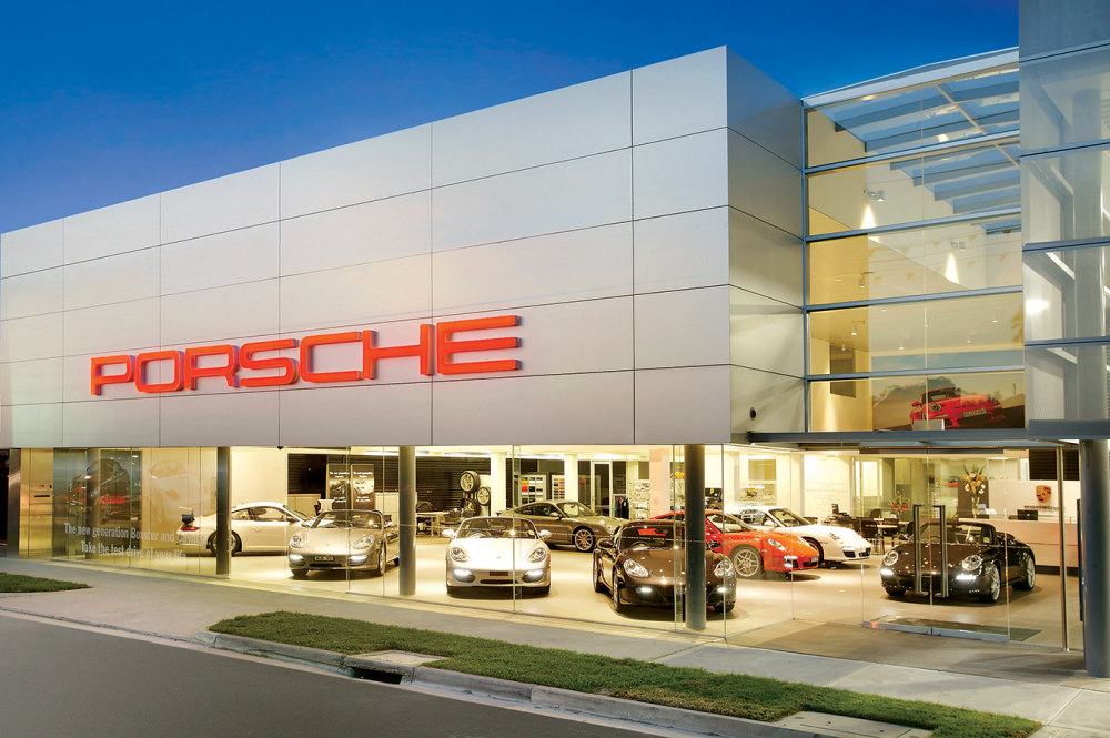 Porsche-Centre-Brighton_1 (2).jpg