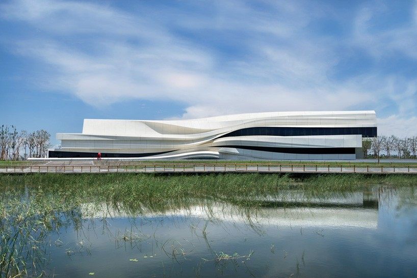 宜川博物馆_waa-we-architech-anonymous-museum-of-contemporary-art-MOCA-yinchuan-china-designboom-01-818x546.jpg