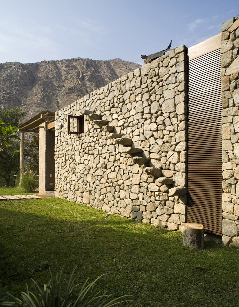 Chontay House / Marina Vella Arquitectos_chontay_ext_009.jpg