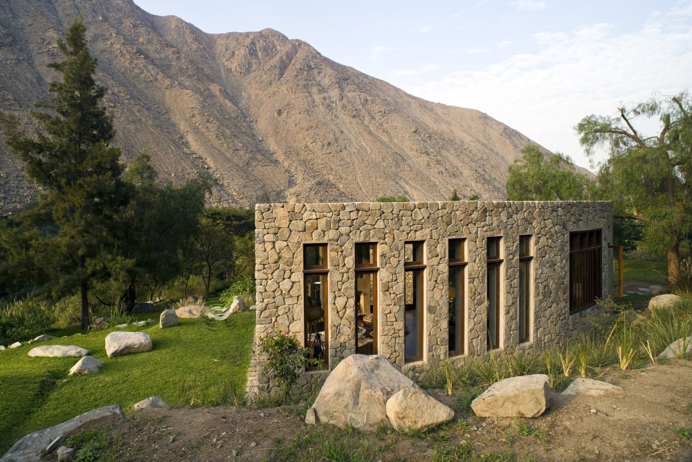 Chontay House / Marina Vella Arquitectos_PORTADA_chontay_ext_003.jpg