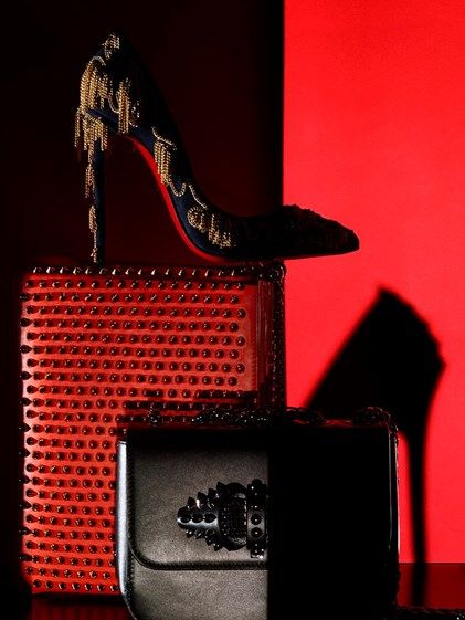 光与影_WWD_Louboutin-StillLife54475HD.jpg