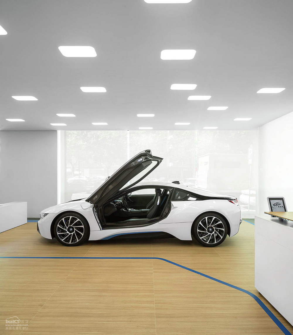 葡萄牙里斯本BMW i系销售厅--Atelier Central Arquitectos_10.jpg