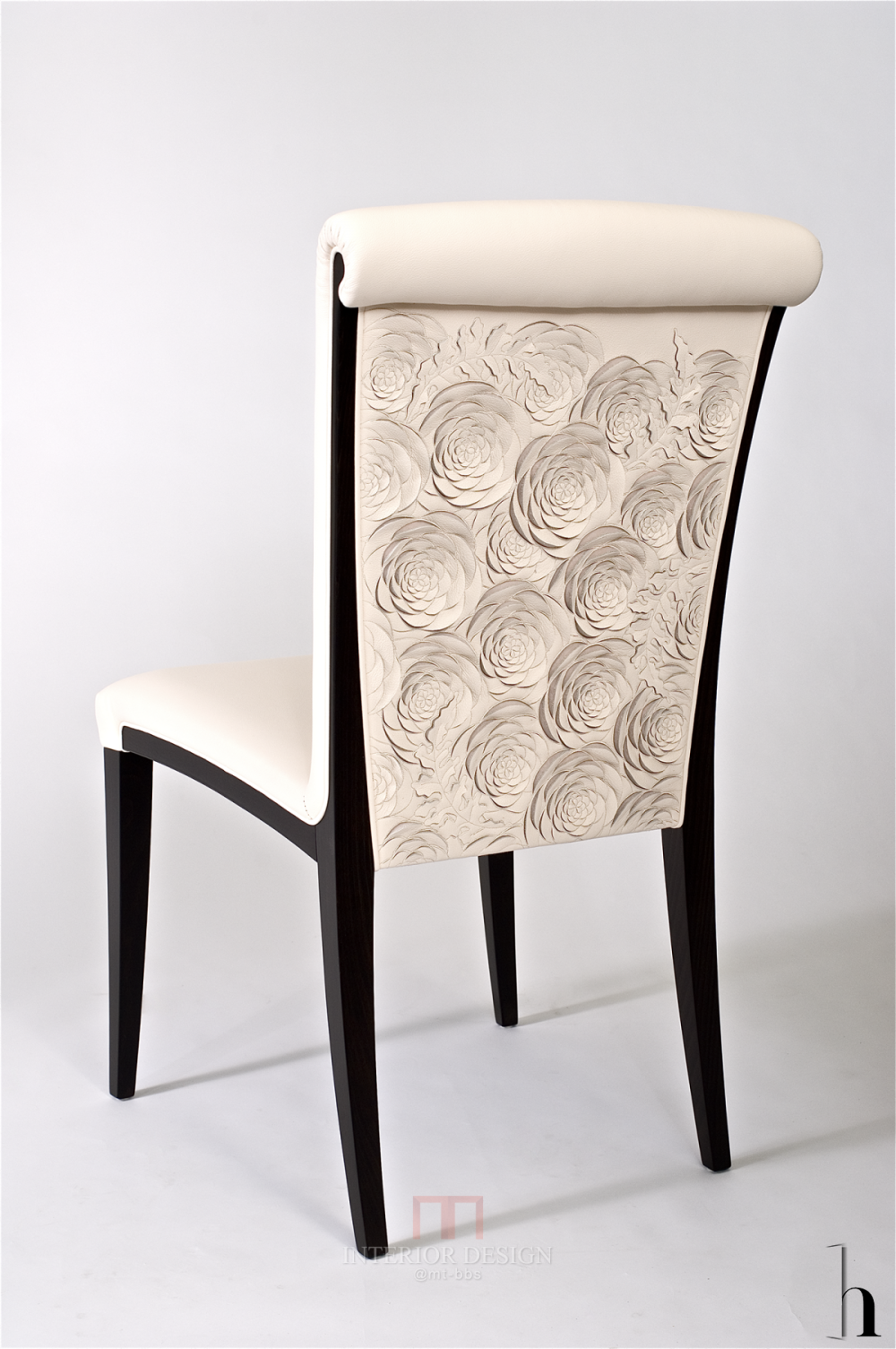 Helen Amy Murray手工浮雕家具高清大图——新装饰主义的代表..._10. Decovar Orient, chair by Poltrona Frau (Marcos Bevilacqua)_1.png