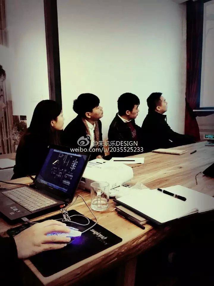 每天不一样的设计生活  每天的不断创新_晨会.jpg
