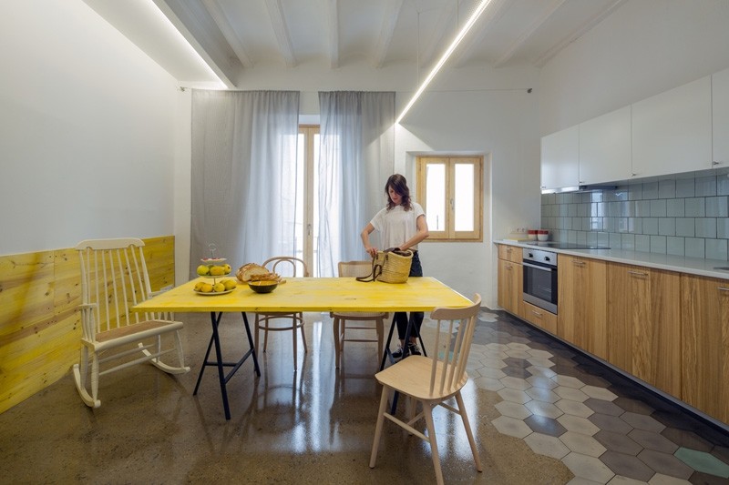 nookarchitects design the interior of a loft apartment in Barcelona_12.jpg