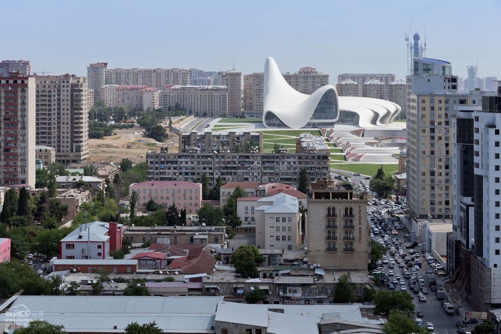 阿塞拜疆文化中心-Zaha Hadid Architects_9_HAC_photo_by_Iwan_Baan.jpg