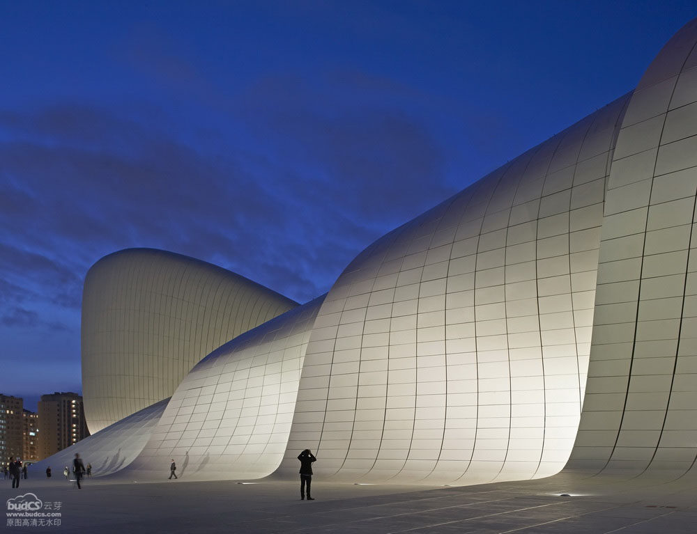 阿塞拜疆文化中心-Zaha Hadid Architects_18_HAC_photo_by_Iwan_Baan.jpg