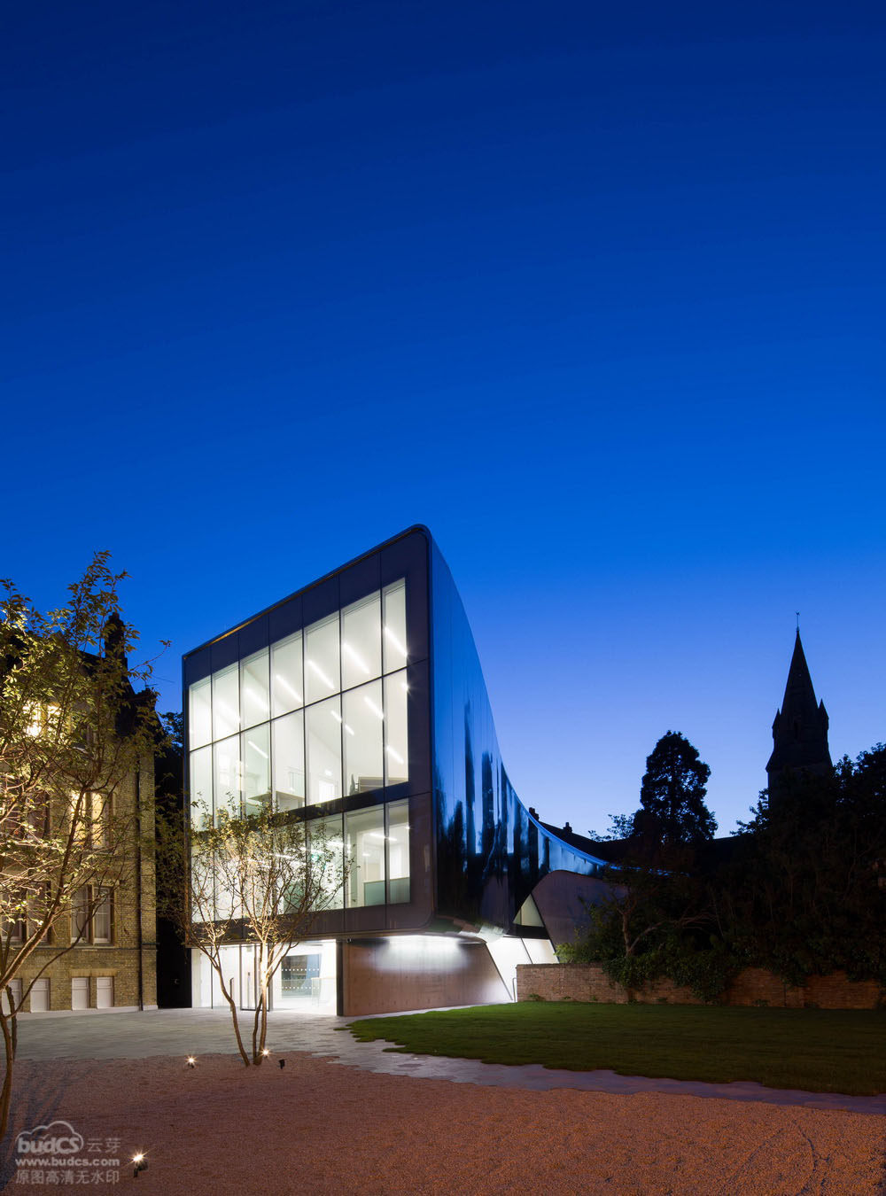 中东中心扩建-Zaha Hadid Architects_Invescorp_Building_MEC_Oxford_University_(23).jpg